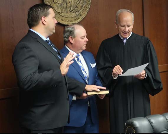 David Willis being sworn in to the NC House