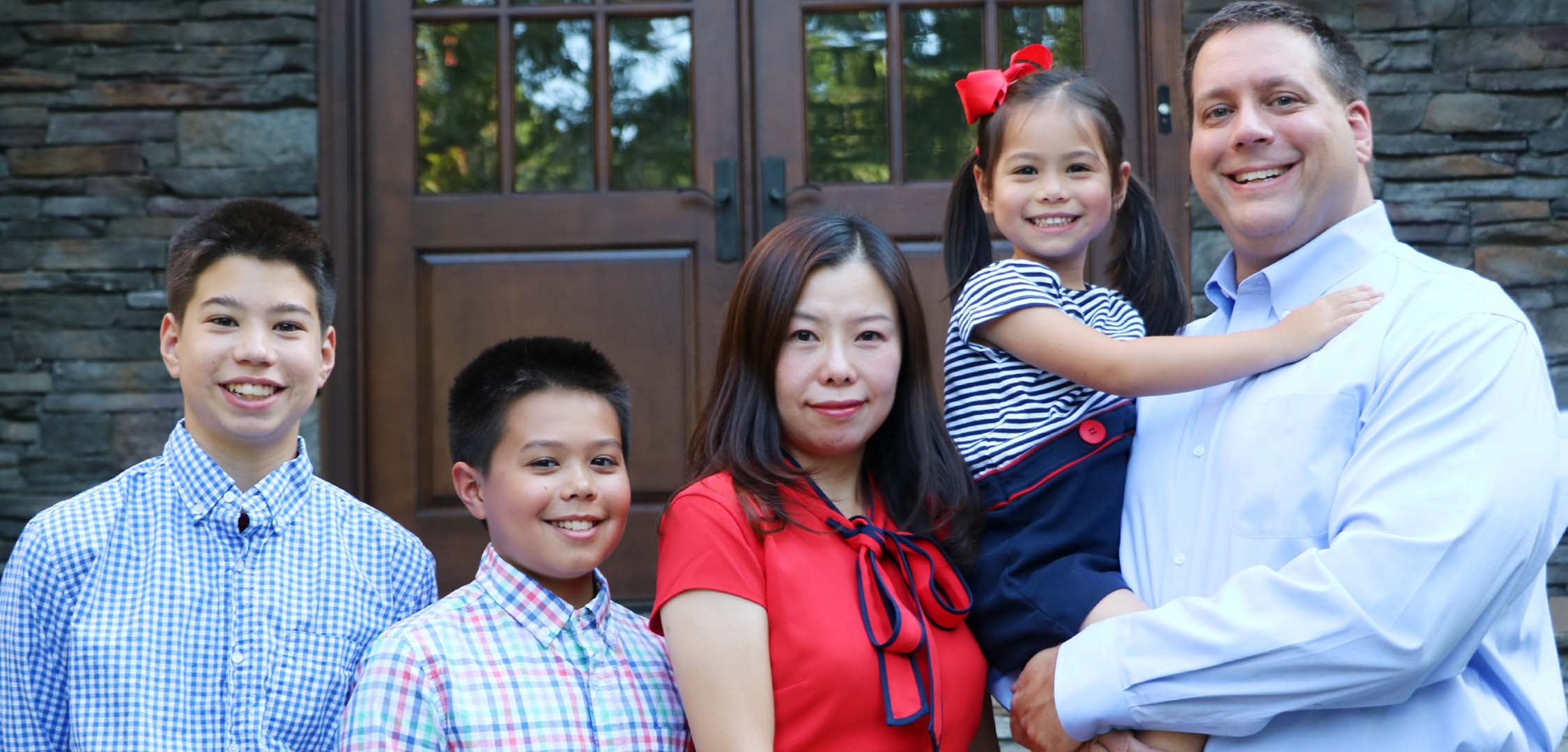David Willis with his wife Shannon and their three children
